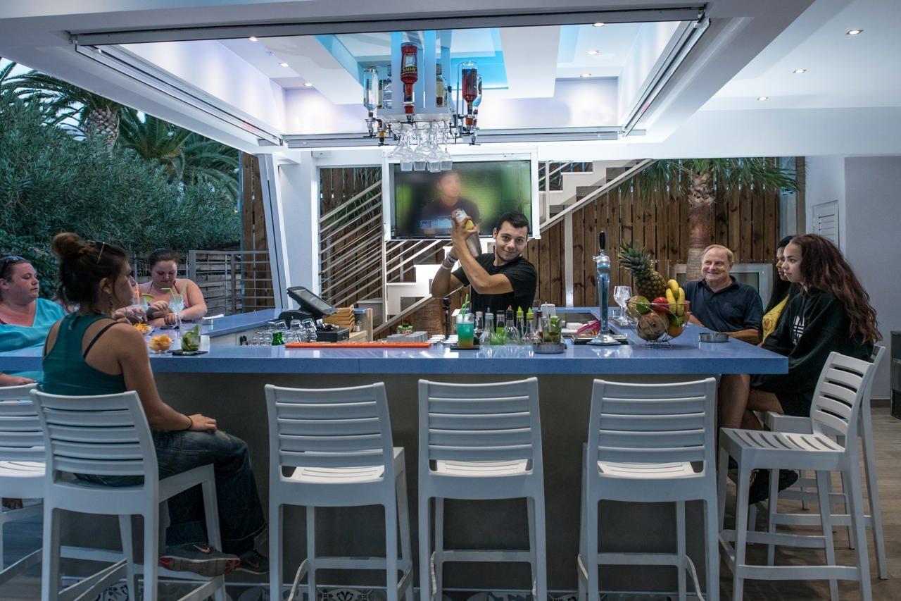 Kastro Beach Apartments Малиа Екстериор снимка