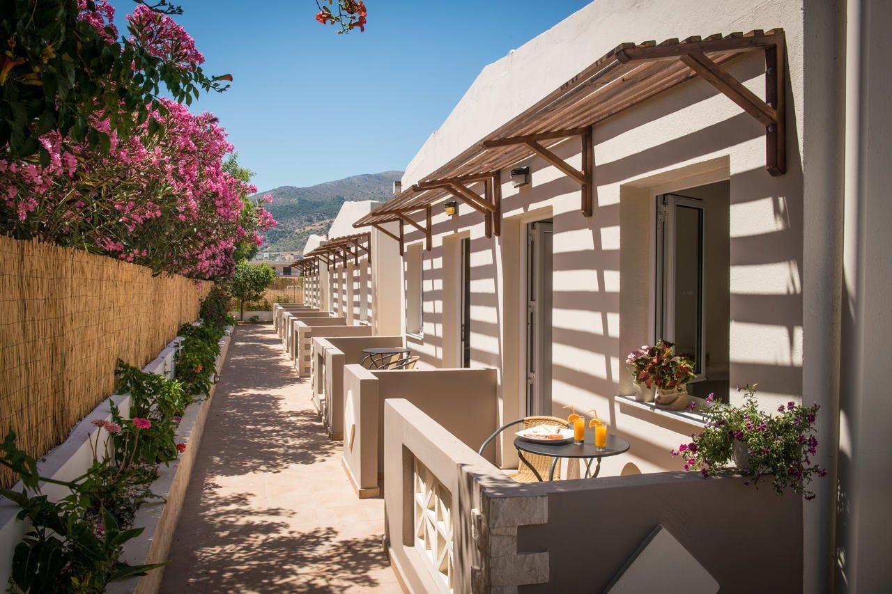 Kastro Beach Apartments Малиа Екстериор снимка