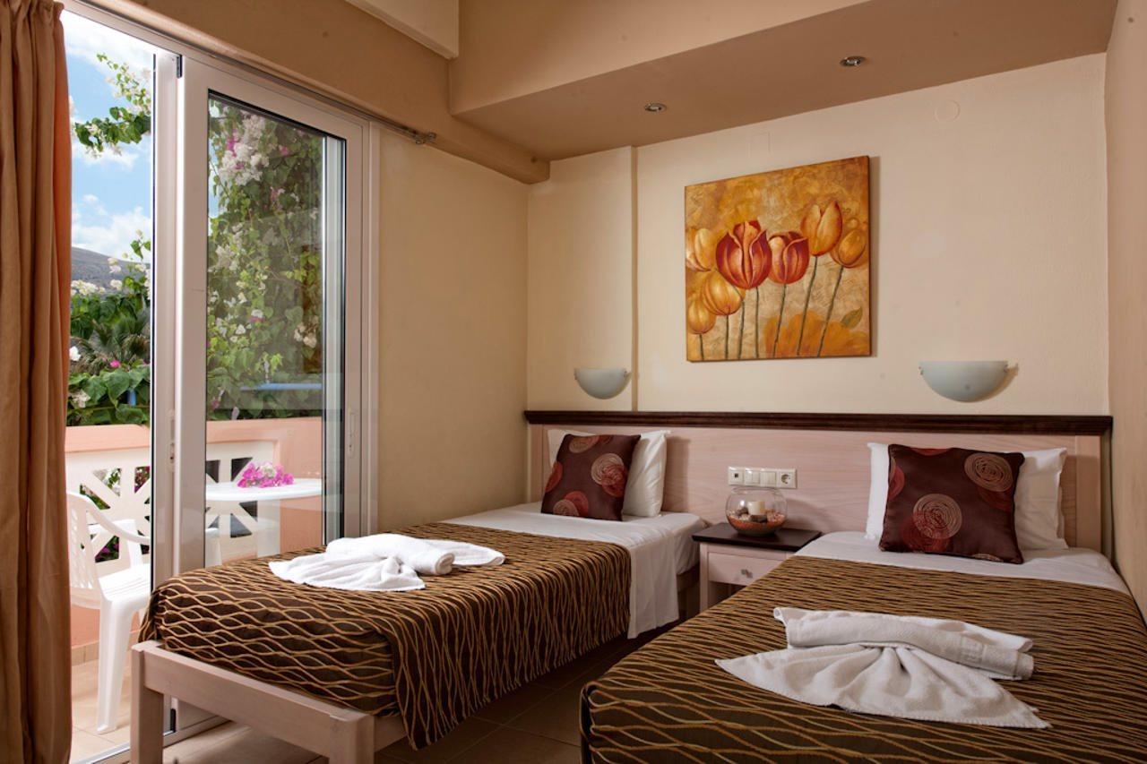 Kastro Beach Apartments Малиа Екстериор снимка